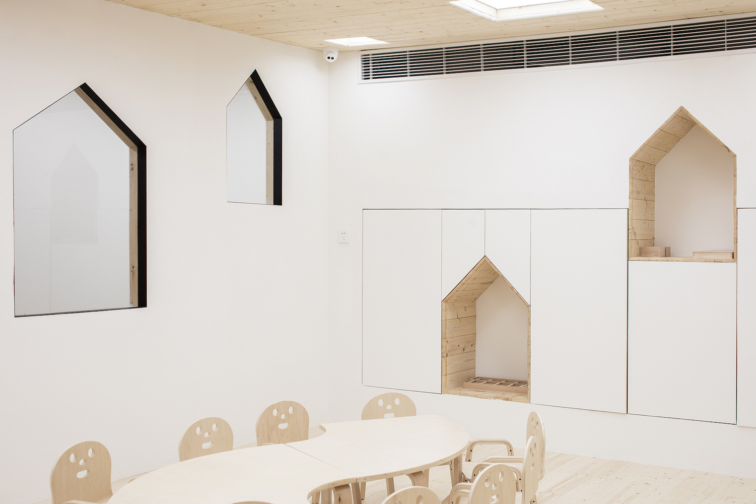 簡潔早教機構辦公室裝修設計-第1張圖片-上海古都建筑設計集團