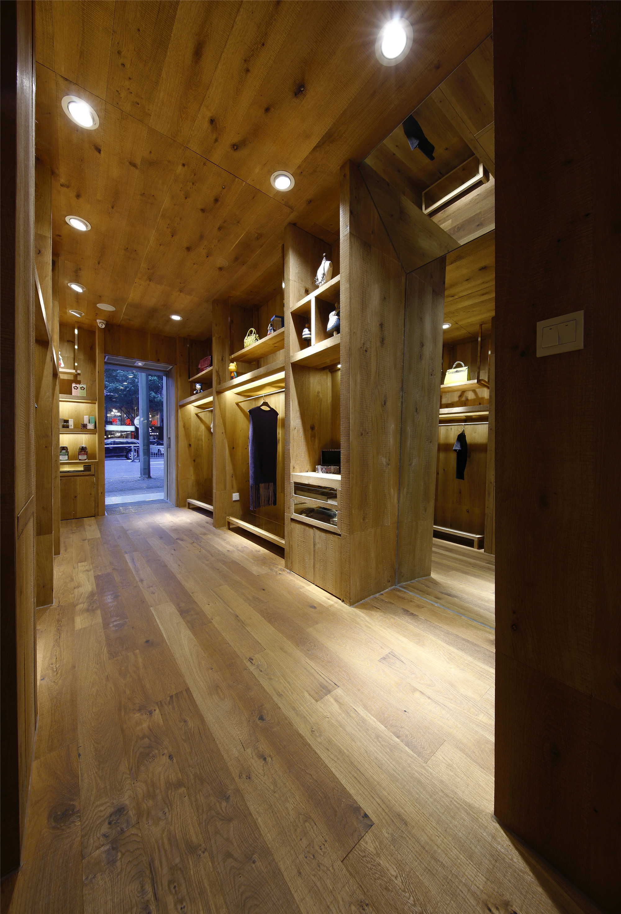 原木風格服裝店裝修設計-第2張圖片-上海古都建筑設計集團