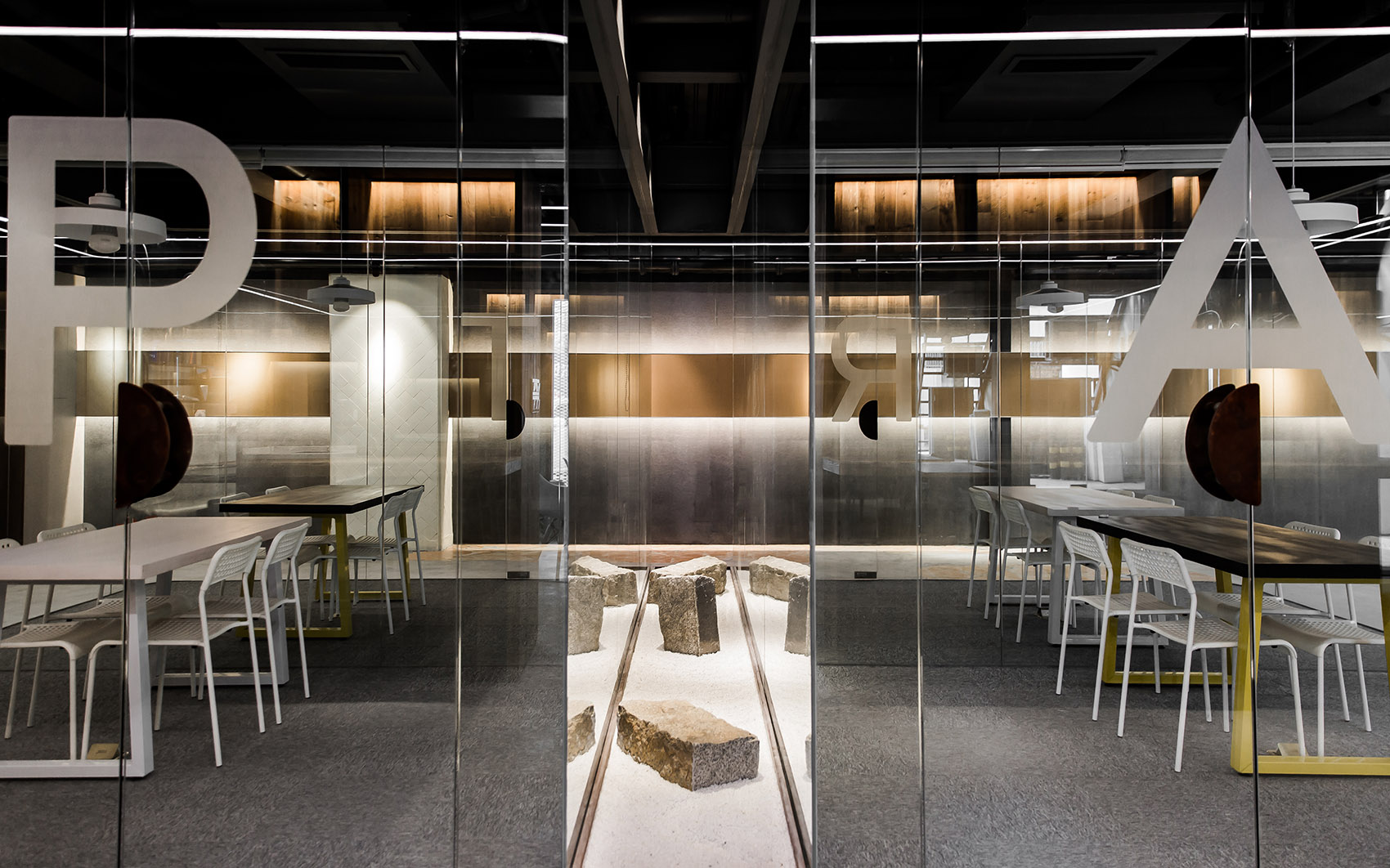 時尚現(xiàn)代藝術(shù)教育機(jī)構(gòu)裝修設(shè)計-第1張圖片-上海古都建筑設(shè)計集團(tuán)