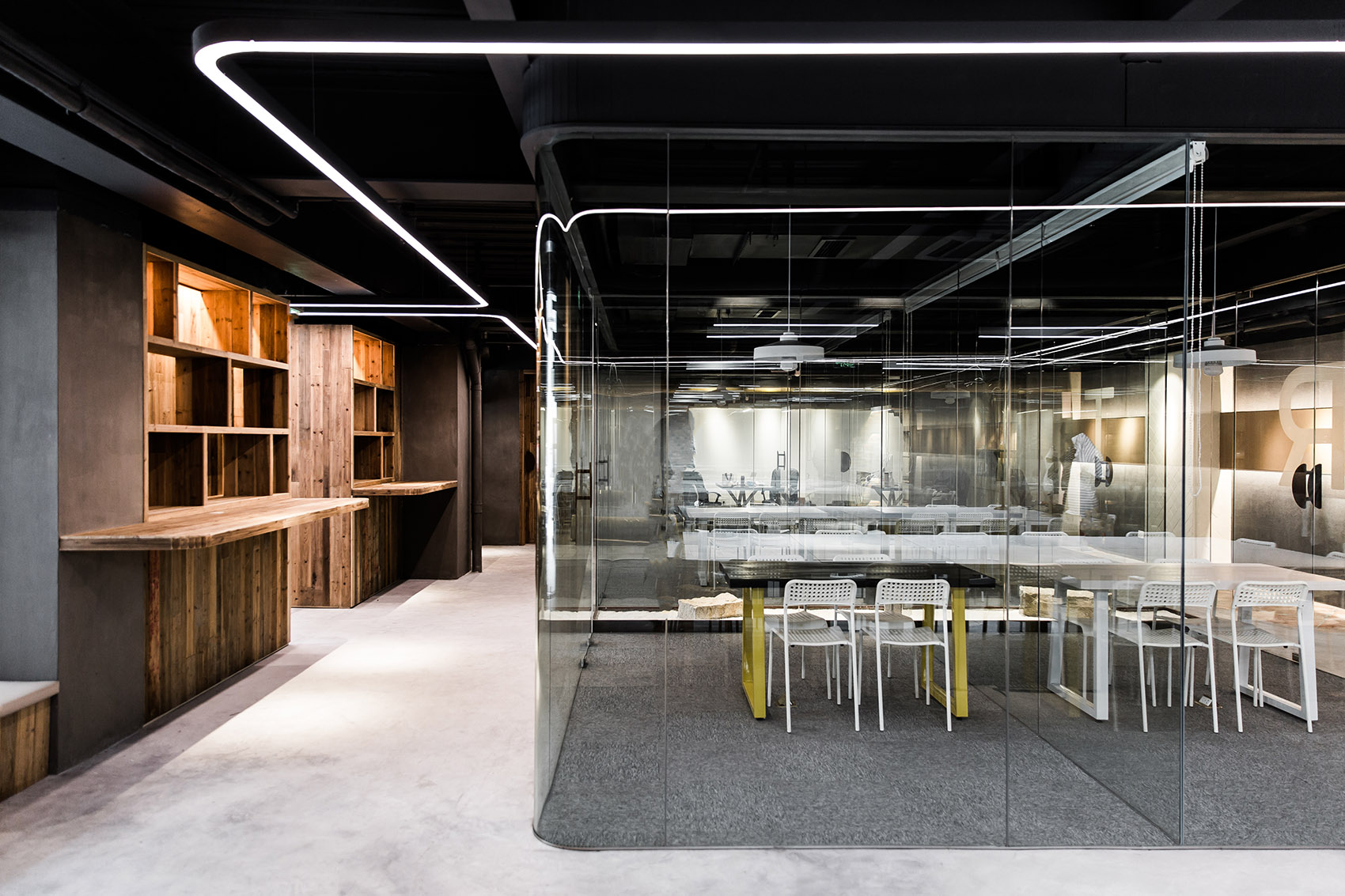 時尚現(xiàn)代藝術(shù)教育機(jī)構(gòu)裝修設(shè)計-第2張圖片-上海古都建筑設(shè)計集團(tuán)