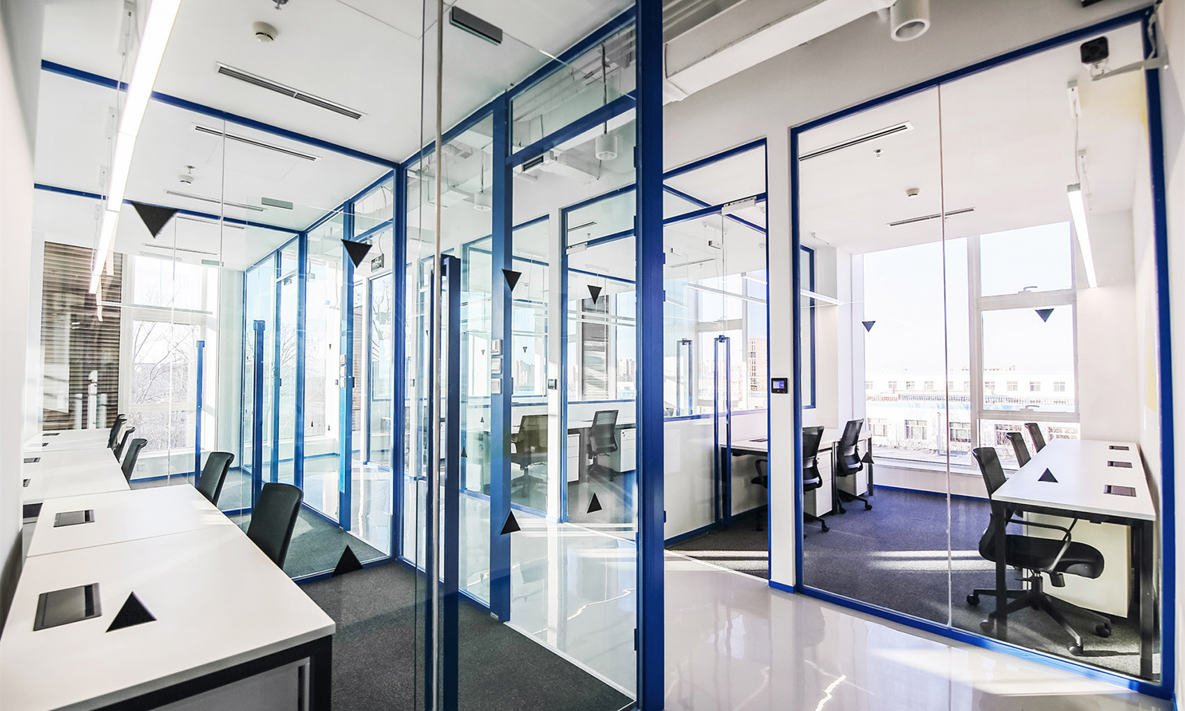 工業建筑風格辦公室裝修設計-第3張圖片-上海古都建筑設計集團