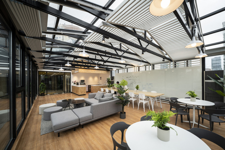 上海辦公室設(shè)計(jì)2600㎡電子公司辦公室裝修-辦公室裝修設(shè)計(jì)效果圖-第5張圖片-上海古都建筑設(shè)計(jì)集團(tuán)